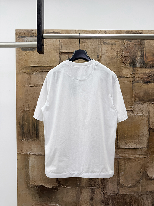 プラダ トライアングルメタルパッチポケット半袖Tシャツ