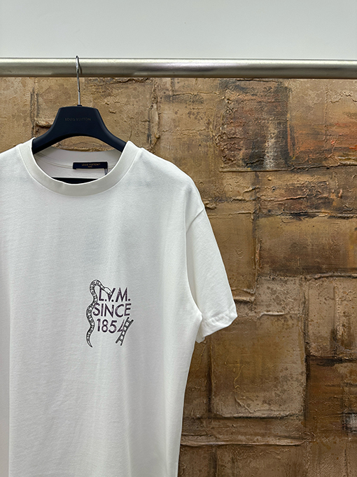 ルイヴィトンスーパーコピー チェック柄スネークプリント半袖Tシャツ