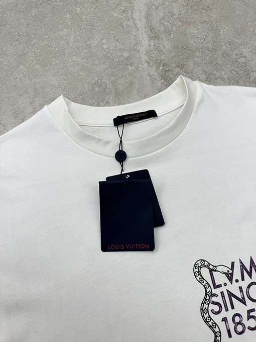 ルイヴィトンスーパーコピー チェック柄スネークプリント半袖Tシャツ