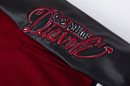 オフホワイト 刺繍パッチワークベースボールジャケット