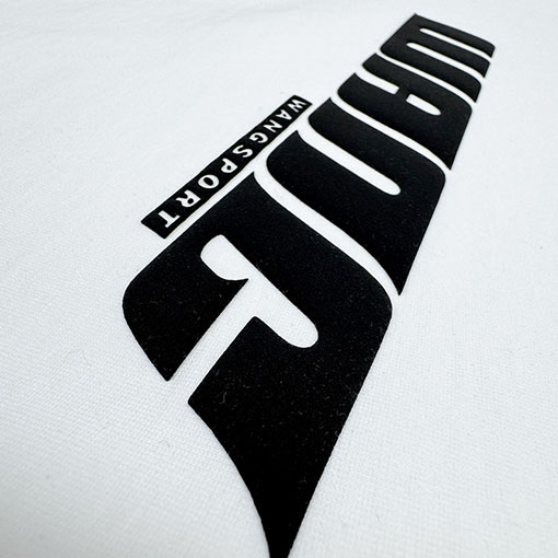 アレキサンダーワン Alexander Wang 胸に厚のフォームデザインとロゴが入った長袖シャツ