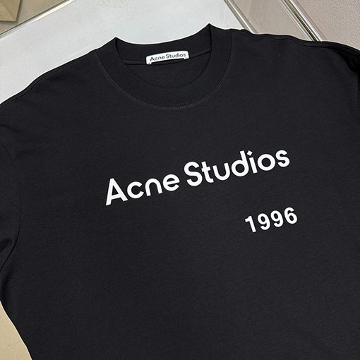 アクネストゥディオズ Acne Studios デジタルレーザーマーキング文字ロゴ長袖シャツ