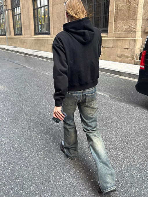 バレンシアガコピー Balenciaga Bootcut ベーシックなブラックのフレアストレートレッグジーンズ