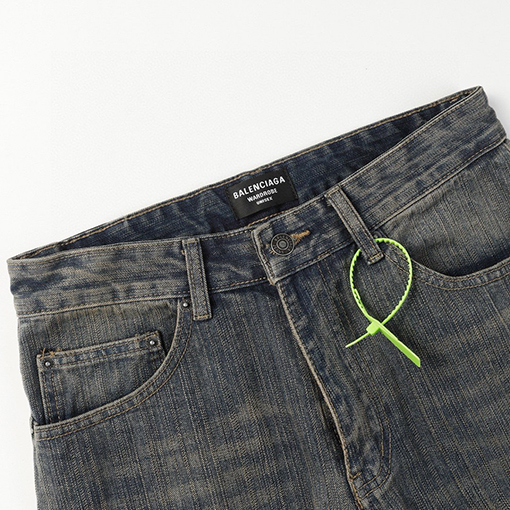 バレンシアガコピー Balenciaga Bootcut ベーシックなブラックのフレアストレートレッグジーンズ