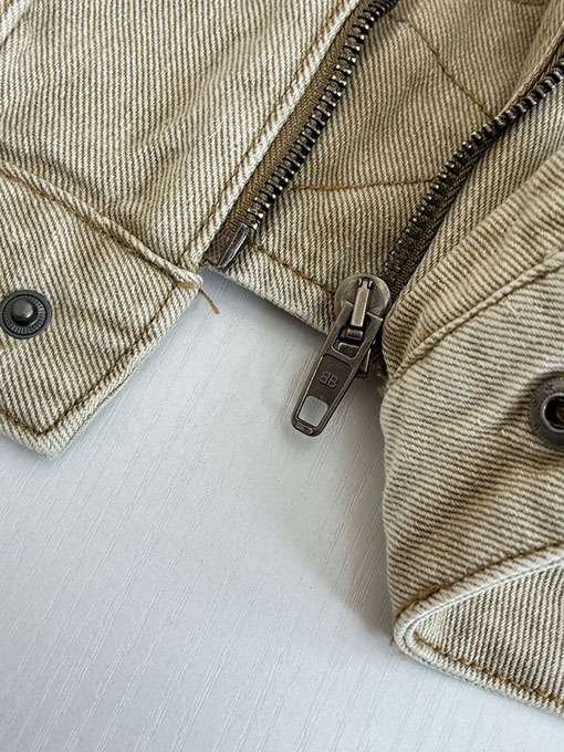 バレンシアガ Balenciaga ウォッシュのフード付きデニムジャケット