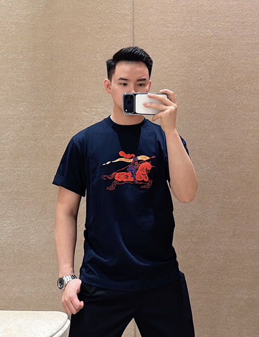 バーバリー ウール 乗馬ロゴ 半袖Tシャツ