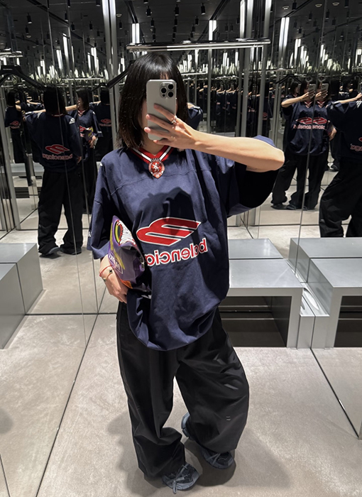 バレンシアガスーパーコピー Balenciaga アメリカンフットボール半袖Tシャツ