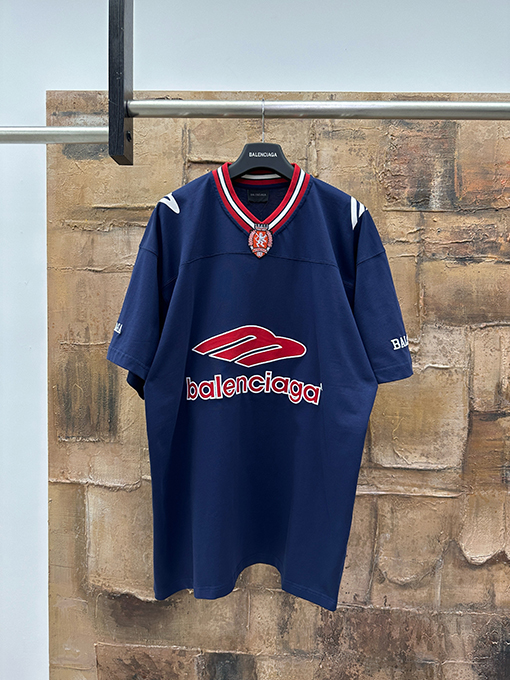 バレンシアガスーパーコピー Balenciaga アメリカンフットボール半袖Tシャツ