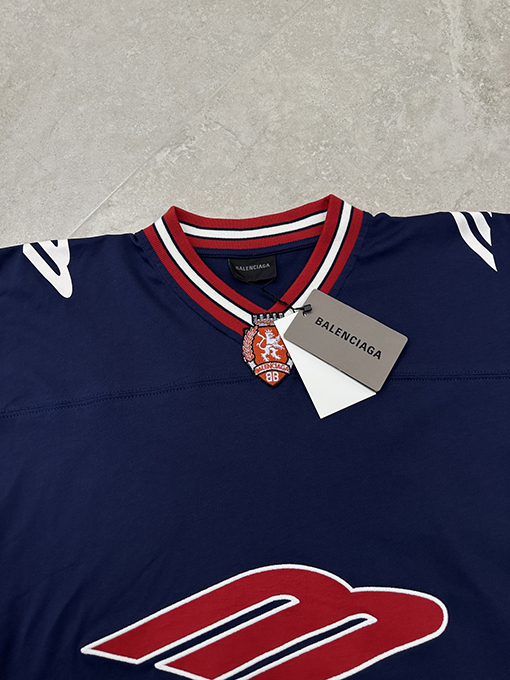 バレンシアガスーパーコピー Balenciaga アメリカンフットボール半袖Tシャツ