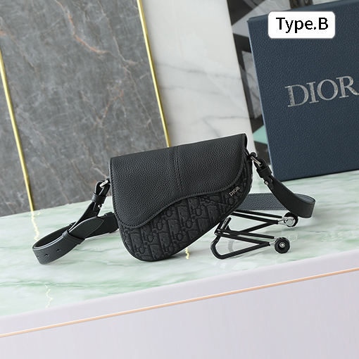 ディオールコピー Oblique クラシックサドルバッグ