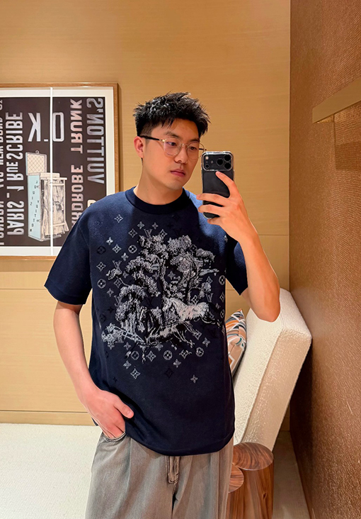 ルイヴィトンコピー モノグラムジャカード柄クルーネックニット半袖Tシャツ