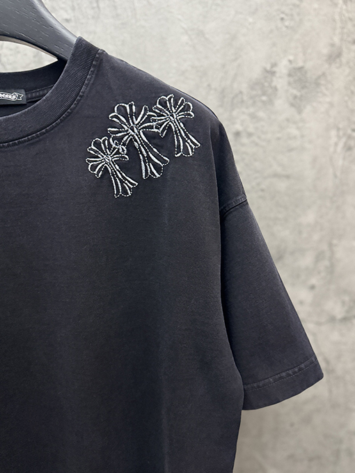 クロムハーツスーパーコピー アメリカンスタイルのウォッシュアップリケ刺繍半袖Tシャツ