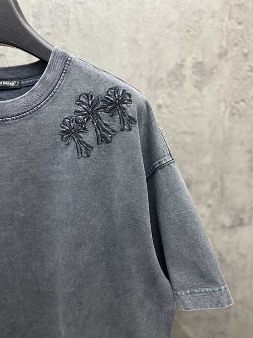 クロムハーツスーパーコピー アメリカンスタイルのウォッシュアップリケ刺繍半袖Tシャツ