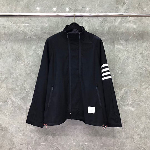 トムブラウン ホワイトの4ストライプダブルジップジャケット