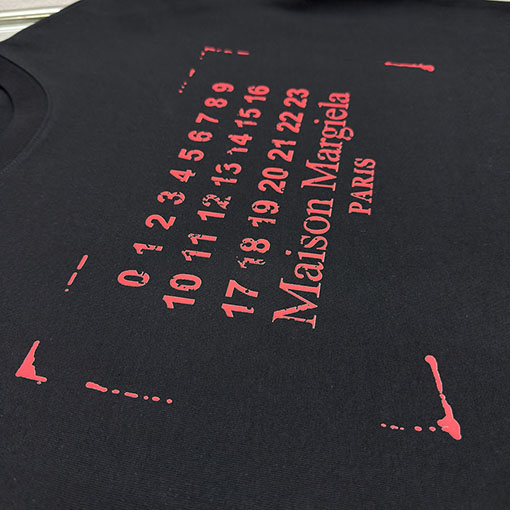 マルタンマルジェラコピー Maison Margiela MM6 新しいレタープリントTシャツ