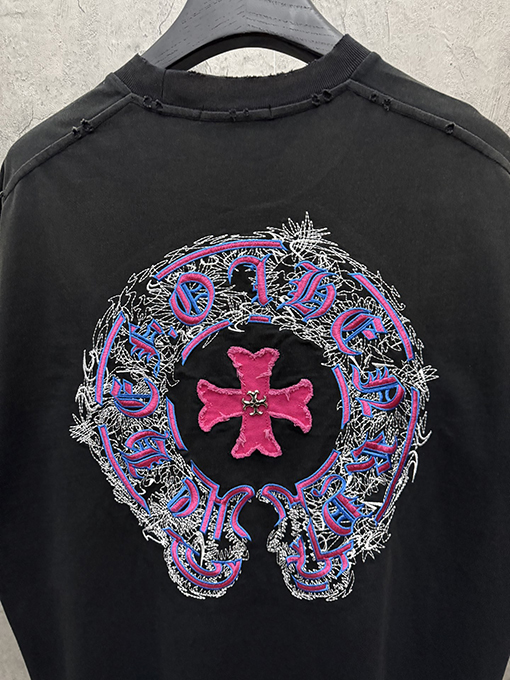 クロムハーツコピー アメリカンスタイルのウォッシュカラーブロックアップリケ刺繍半袖Tシャツ