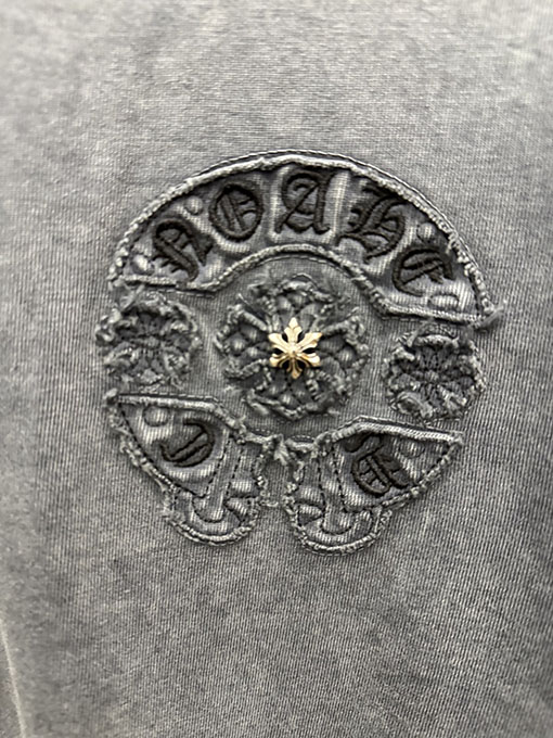 クロムハーツ クラシックなアメリカンスタイルのウォッシュアップリケ刺繍半袖Tシャツ