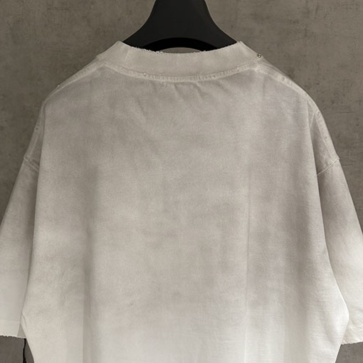 ルイヴィトンスーパーコピー 新作アップリケ刺繍半袖Tシャツ