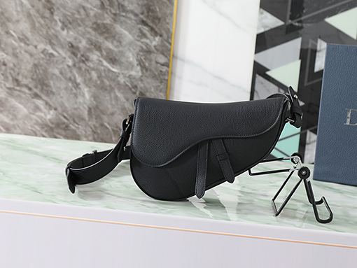 ディオール サドルバッグ