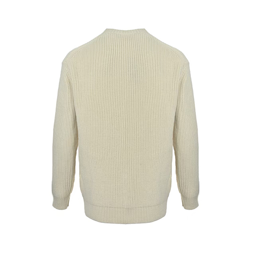 フェンディ FENDI 大きなロゴクルーネックセーター