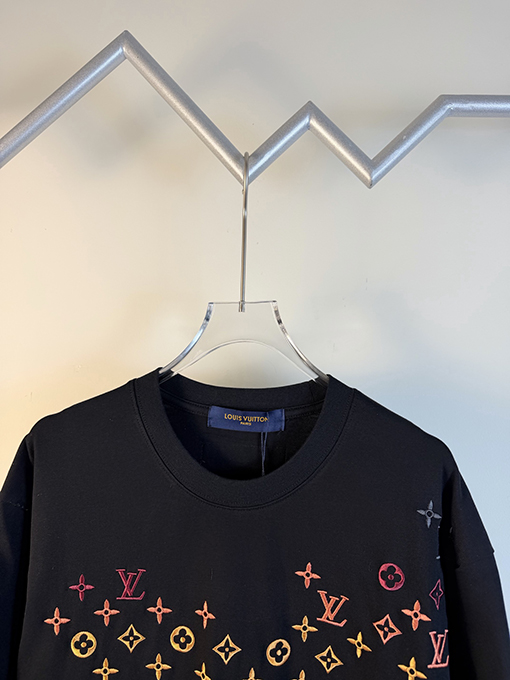 ルイヴィトンスーパーコピー 新しいランウェイ半袖Tシャツ