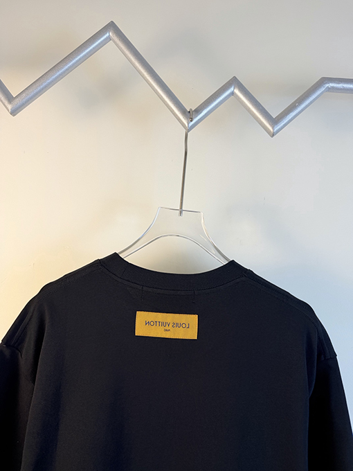 ルイヴィトンスーパーコピー 新しいランウェイ半袖Tシャツ