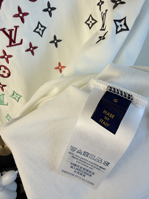 ルイヴィトンスーパーコピー 新しいランウェイ半袖Tシャツ