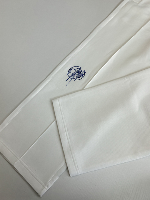 ルイヴィトンコピー 四つ葉のクローバーのスケッチが刺繍されたストレートレッグのカジュアルパンツ