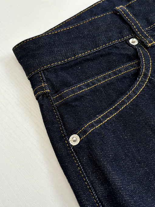 ボッテガヴェネタ クラシックな織りレザーウォッチポケットジーンズ