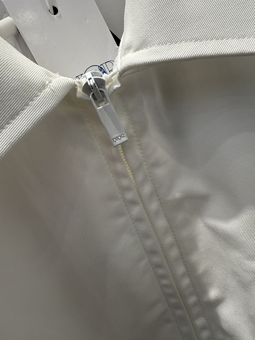 ディオール Dior For My Real Friends ホワイトの軽量コットンジップアップシャツジャケット