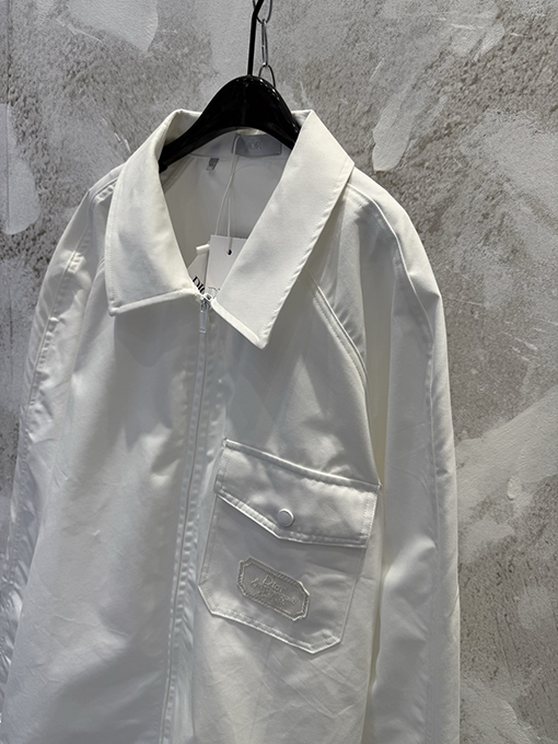 ディオール Dior For My Real Friends ホワイトの軽量コットンジップアップシャツジャケット