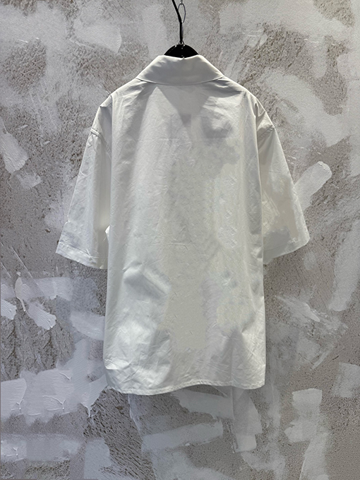 ディオールスーパーコピー Christian DIOR Couture ポケット刺繍入りスズランスローガン半袖シャツ