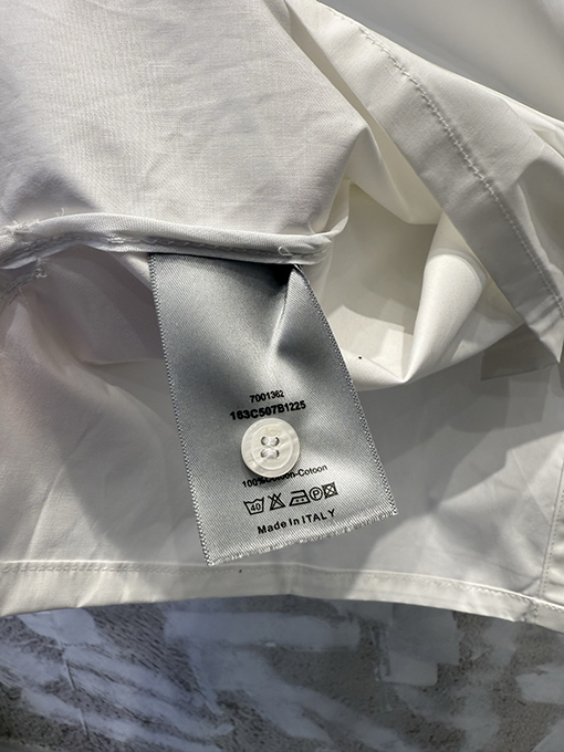 ディオールスーパーコピー Christian DIOR Couture ポケット刺繍入りスズランスローガン半袖シャツ