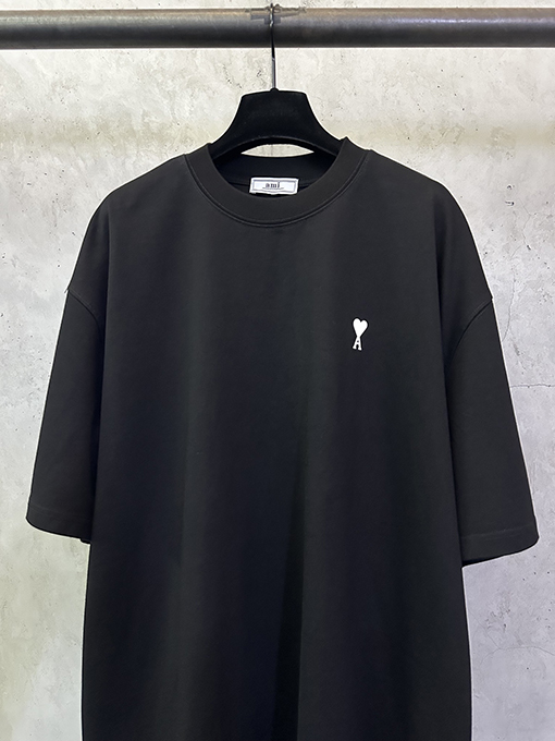 アミ ハートプリントのヘビーウェイト半袖Tシャツ