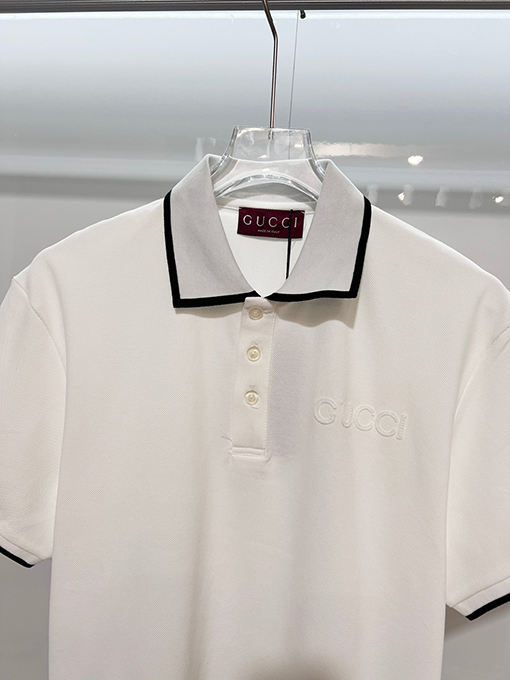 グッチ GUCCI 胸に刺繍ロゴが入った半袖ポロシャツ