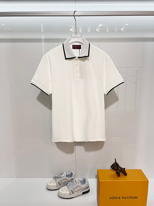 グッチ GUCCI 胸に刺繍ロゴが入った半袖ポロシャツ