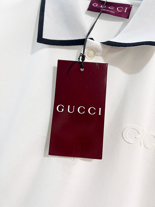 グッチ GUCCI 胸に刺繍ロゴが入った半袖ポロシャツ