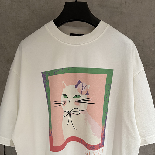 グッチスーパーコピー GUCCI 新しいプリント半袖Tシャツ