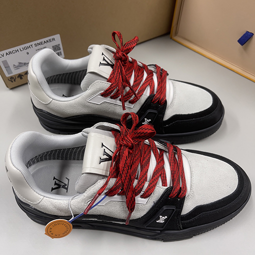 ルイヴィトンコピー Trainer Sneaker スタイリッシュなカップルスニーカー