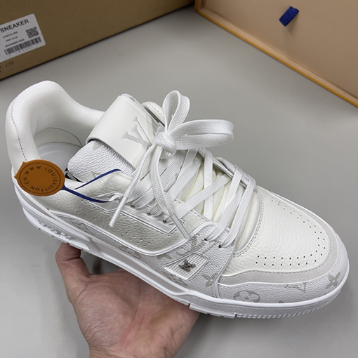 ルイヴィトンコピー Trainer Sneaker スタイリッシュなカップルスニーカー