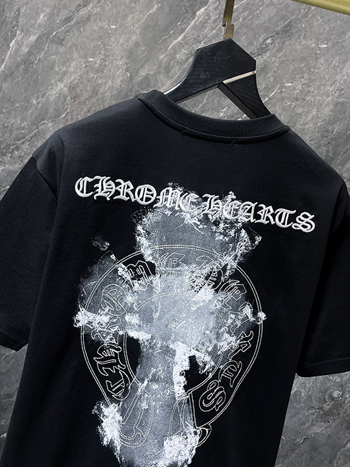 クロムハーツスーパーコピー サンスクリット刺繍クロス半袖Tシャツ