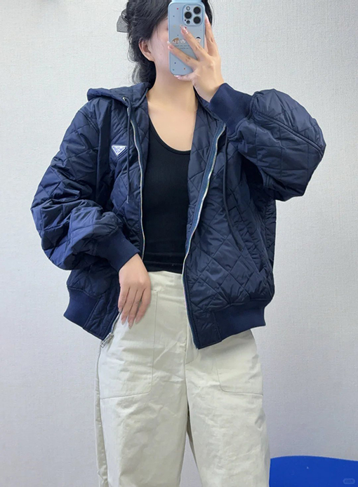 プラダ ダイヤモンド柄フード付きコットンジャケット