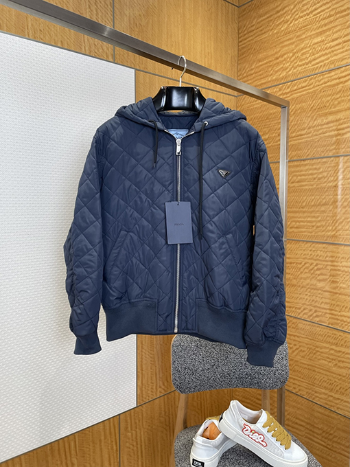 プラダ ダイヤモンド柄フード付きコットンジャケット