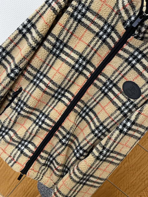 バーバリー チェック柄ラムウールジップアップジャケット