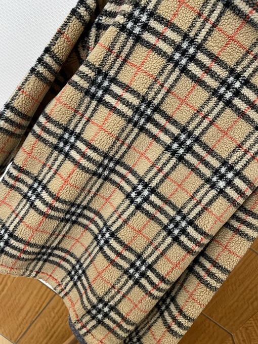バーバリー チェック柄ラムウールジップアップジャケット