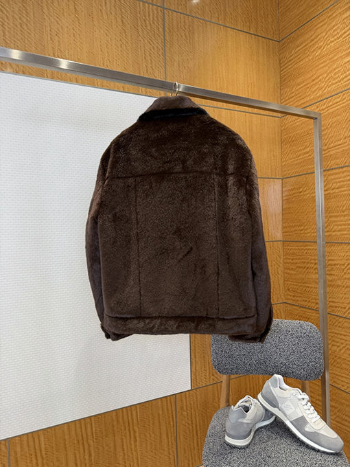 ルイヴィトンスーパーコピー ミンクファーカラージャケット