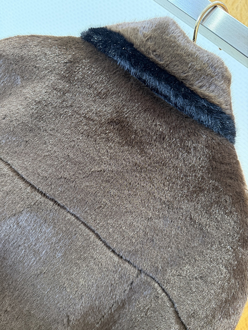 ルイヴィトンスーパーコピー ミンクファーカラージャケット