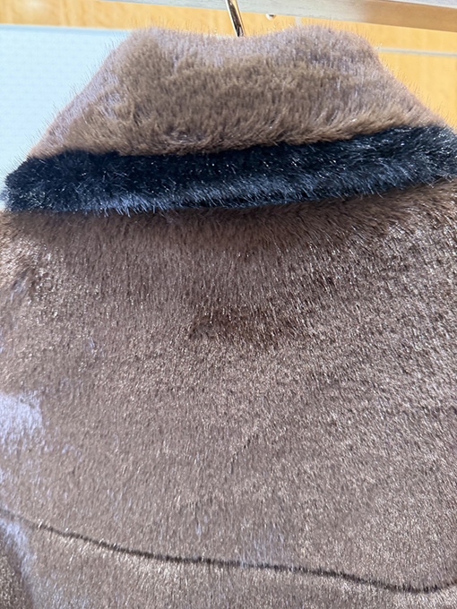 ルイヴィトンスーパーコピー ミンクファーカラージャケット