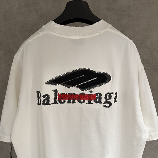 バレンシアガ Balenciaga クラシックな刺繍半袖Tシャツ