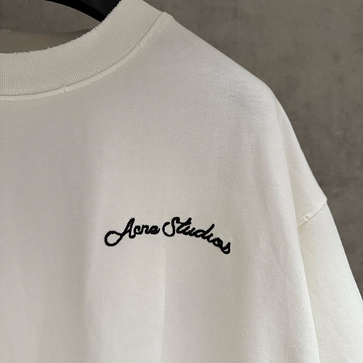 アクネストゥディオズ Acne Studios 新モデル刺繍半袖Tシャツ